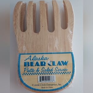 Alaska Bear Claw Salad Pasta Server Light Blonde Wood Arctic Circle Farm Country